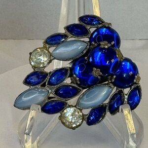 Vintage Art Deco Deep Cobalt & Light Blue clip - for dresses, furs, or scarfs